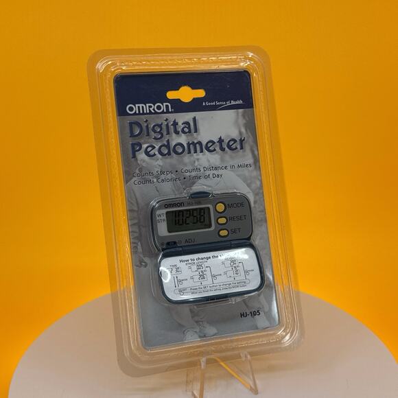 Copied - Omron Pedometer - Track Steps Without a Smartphone! - Picture 5 of 16